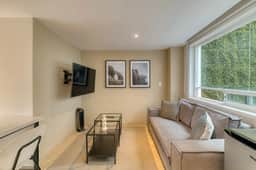 Nido Modern King Studio in Central Roma Norte - Image 4