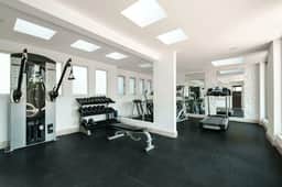 Studio Loft in the Heart of Polanco w/ Gym & Terrace - Image 5
