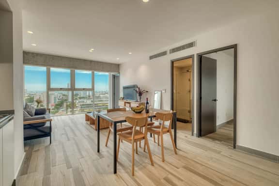 Providencia Spacious Two-Bedroom in Modern Tower - Image 1