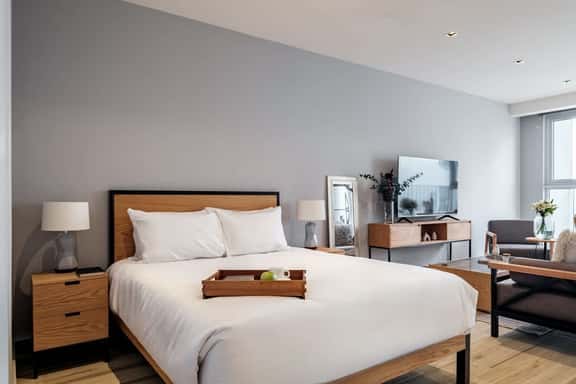 Deluxe Studio Loft with Balcony near Midtown Mall - Image 1
