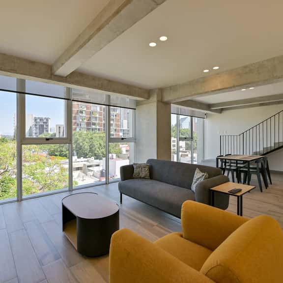 Corporate Three-Bedroom Duplex in Luxury Tower - Image 1