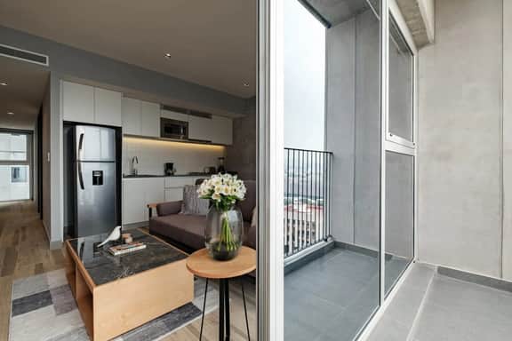 Ultra-Luxury 1-Bedroom with Balcony and City View - Image 4