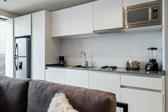 Deluxe Studio Loft with Balcony near Midtown Mall - Image 2