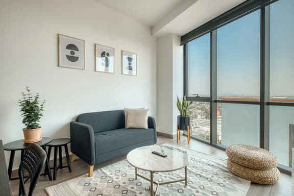 Chic 2Bdrm in New Building Premium Amenities - Image 1